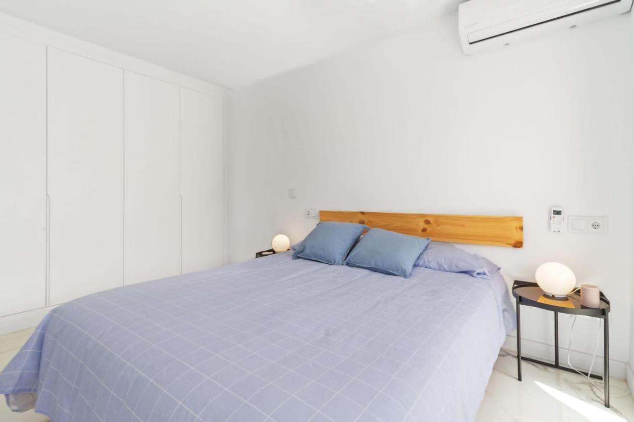 Cozy Beach Apartment Марбелья Экстерьер фото