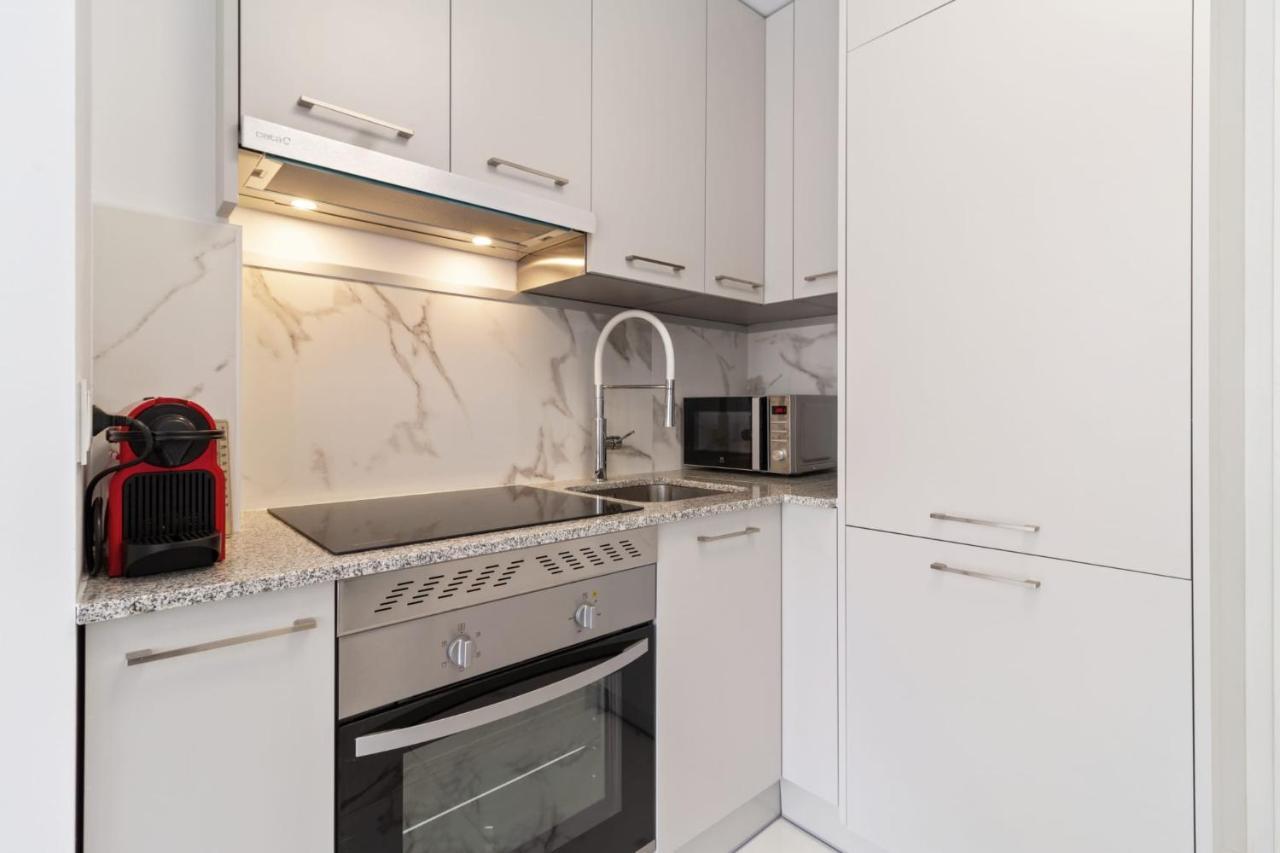 Cozy Beach Apartment Марбелья Экстерьер фото